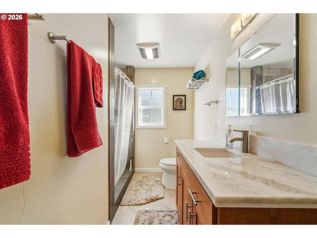 54601 WINTERBERRY Dr, Bandon, OR 97411