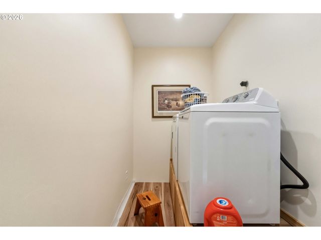 54601 WINTERBERRY Dr, Bandon, OR 97411