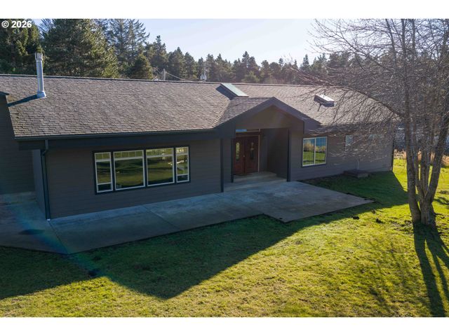 54601 WINTERBERRY Dr, Bandon, OR 97411