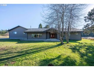 54601 WINTERBERRY Dr, Bandon, OR 97411