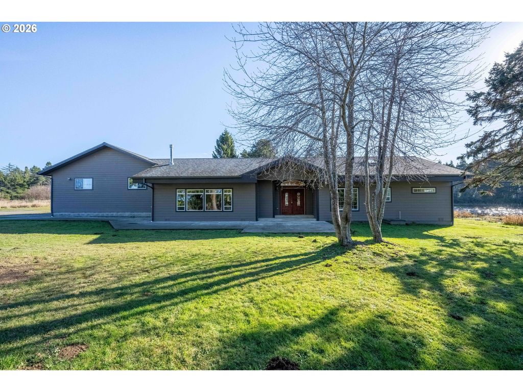 54601 WINTERBERRY Dr, Bandon, OR 97411