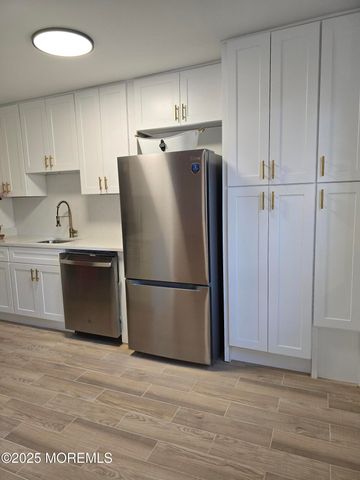 142 South Street 10B, Red Bank, NJ 07701