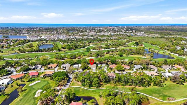 2067 TOCOBAGA LANE, Nokomis, FL 34275