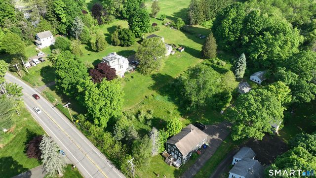 133 Main Street, Middlefield, CT 06481