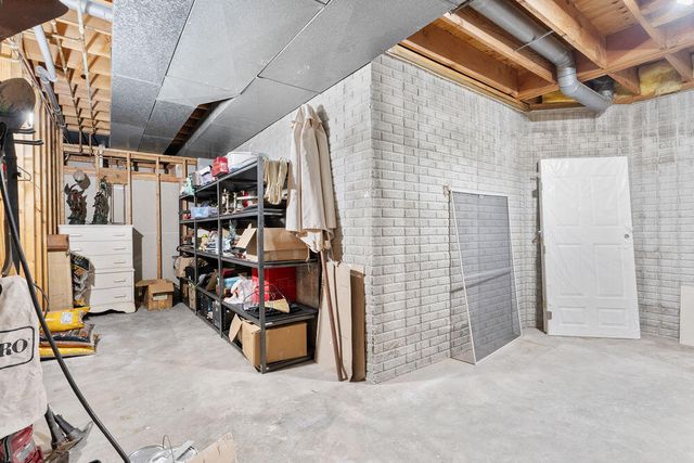 4211 Greenbriar Drive, Nixa, MO 65714