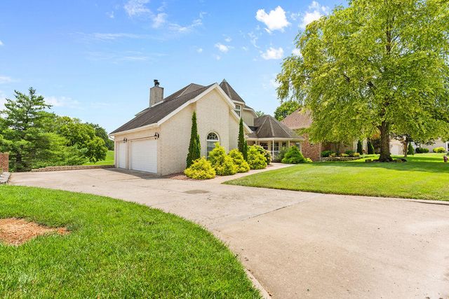 4211 Greenbriar Drive, Nixa, MO 65714