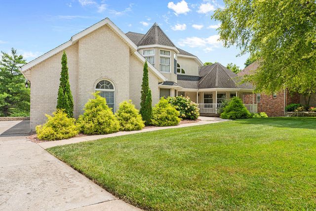 4211 Greenbriar Drive, Nixa, MO 65714