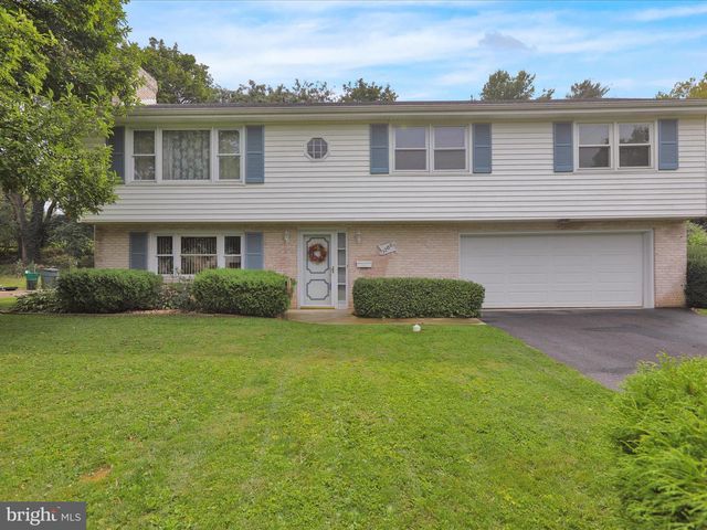 1266 WILSON AVE, Lancaster, PA 17603
