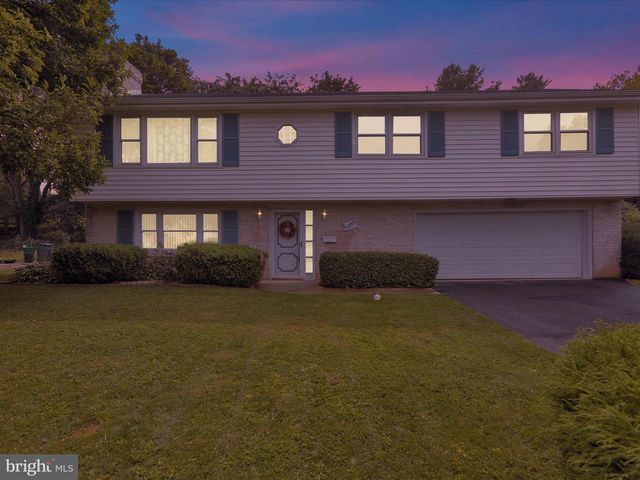 1266 WILSON AVE, Lancaster, PA 17603