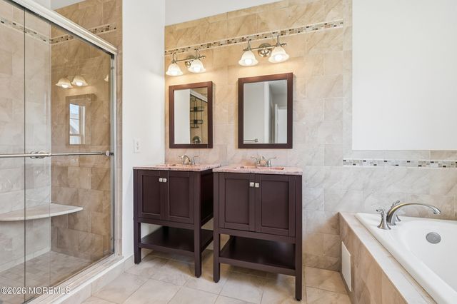 69 Daniele Drive 4304, Ocean Twp, NJ 07712