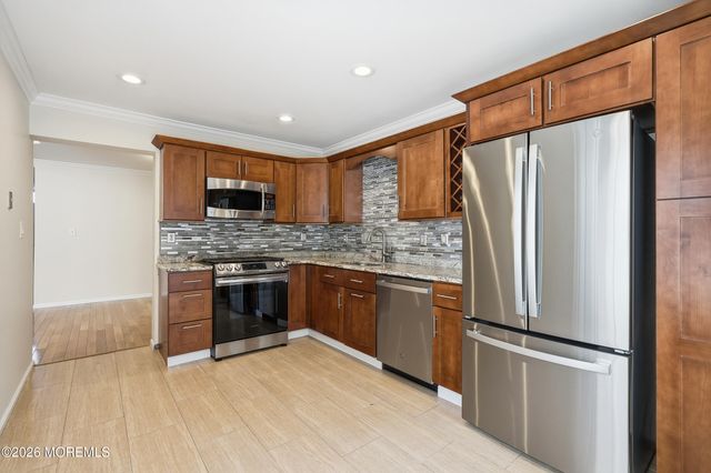 69 Daniele Drive 4304, Ocean Twp, NJ 07712