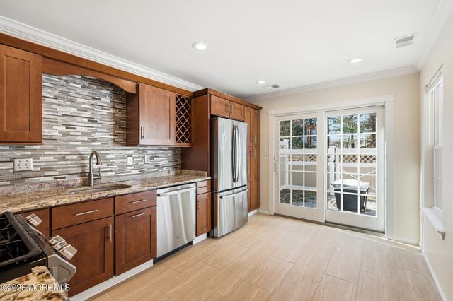 69 Daniele Drive 4304, Ocean Twp, NJ 07712