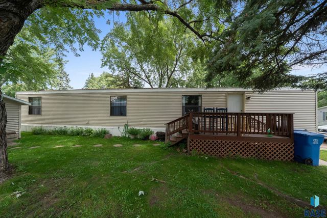 4610 W 15th Pl Place, Sioux Falls, SD 57106
