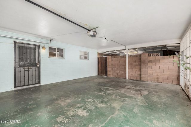 1418 W Keim Drive, Phoenix, AZ 85013