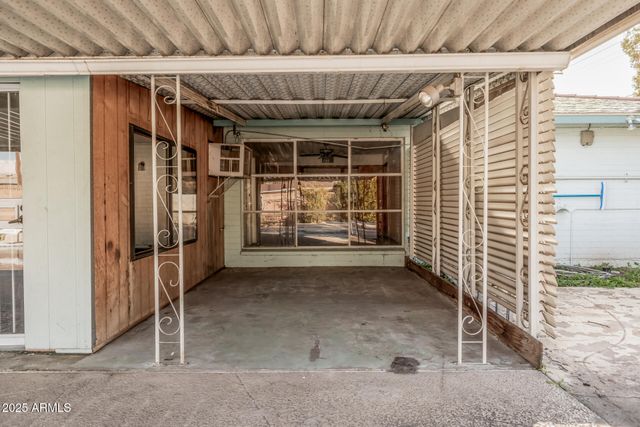 1418 W Keim Drive, Phoenix, AZ 85013