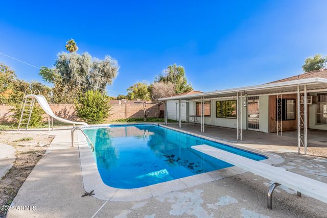 1418 W Keim Drive, Phoenix, AZ 85013