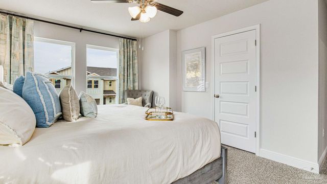 2463 Cliff Hollow Cir, Gulf Breeze, FL 32563