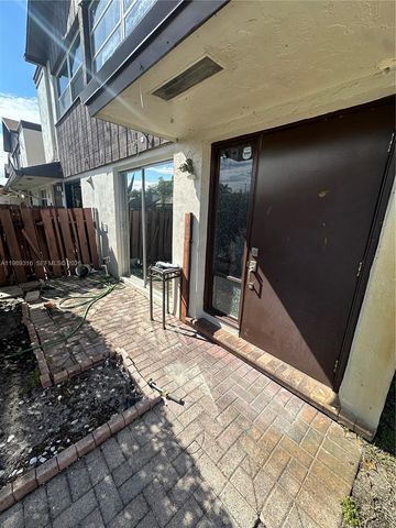 3201 NW 4th Terrace 61, Pompano Beach, FL 33064