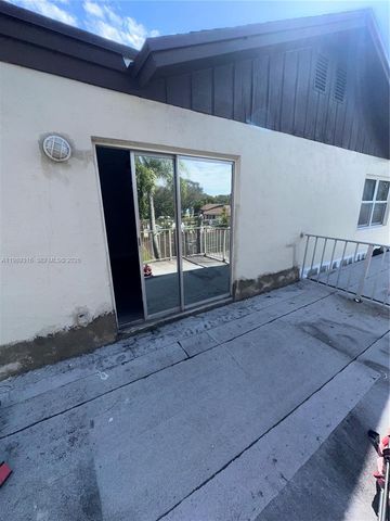 3201 NW 4th Terrace 61, Pompano Beach, FL 33064