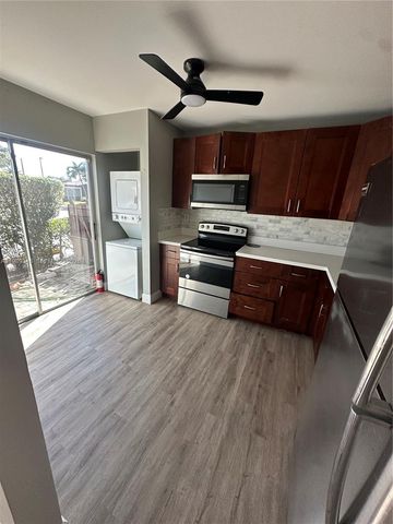 3201 NW 4th Terrace 61, Pompano Beach, FL 33064