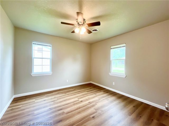 110 42nd, Van Buren, AR 72956