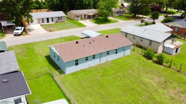 110 42nd, Van Buren, AR 72956