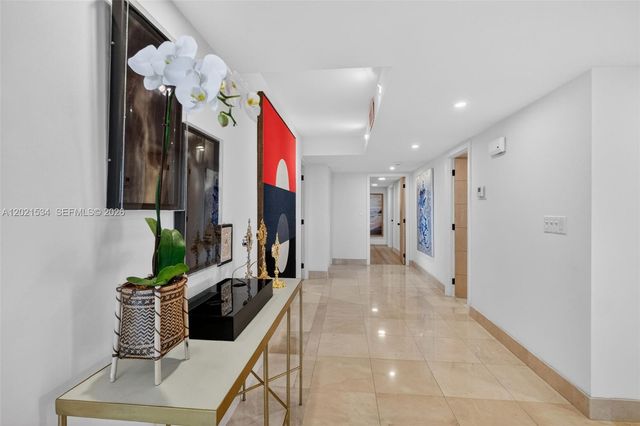 2 Grove Isle Drive B801802, Miami, FL 33133