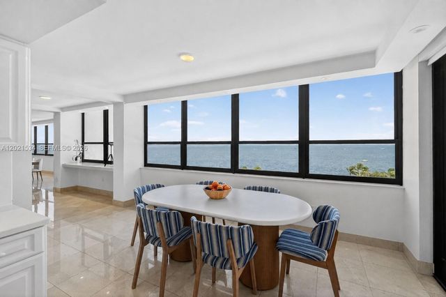 2 Grove Isle Drive B801802, Miami, FL 33133