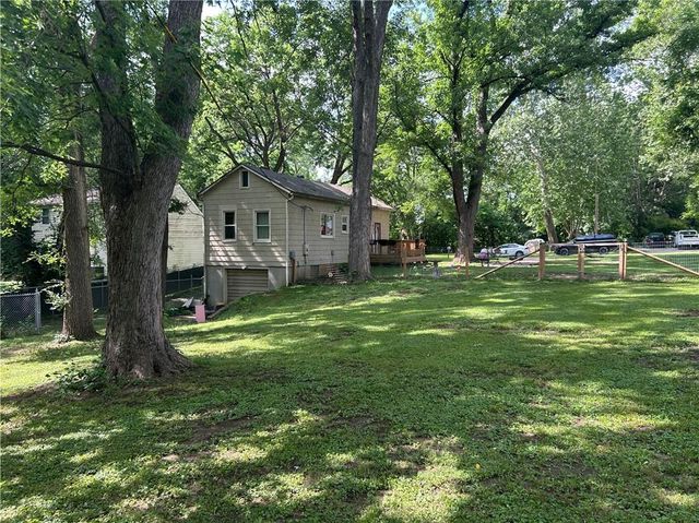 719 S Walnut Street, Leavenworth, KS 66048