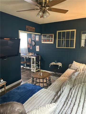 719 S Walnut Street, Leavenworth, KS 66048