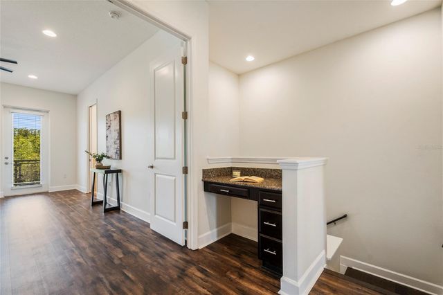 9037 LAUREATE BOULEVARD, Orlando, FL 32827