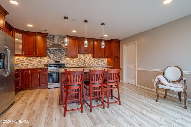 1F Chadwick Lane, Monroe, NJ 08831