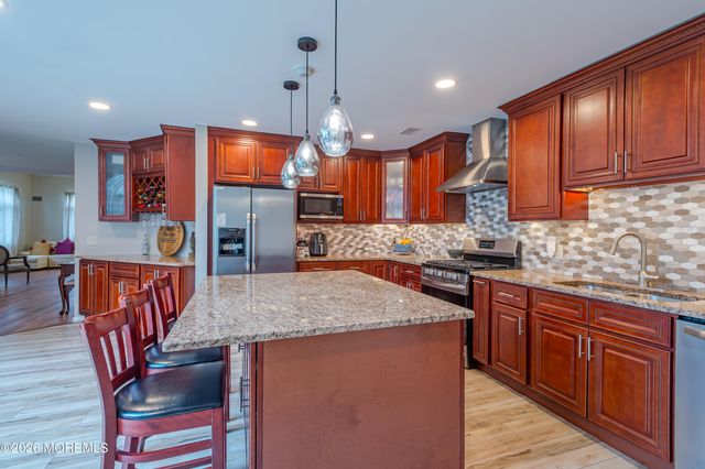 1F Chadwick Lane, Monroe, NJ 08831