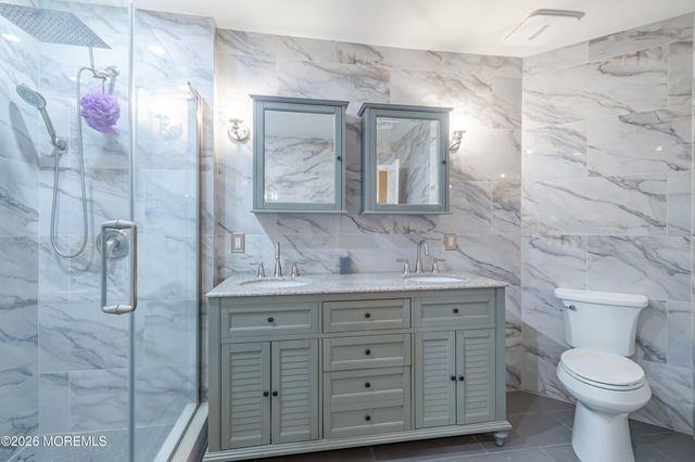 1F Chadwick Lane, Monroe, NJ 08831