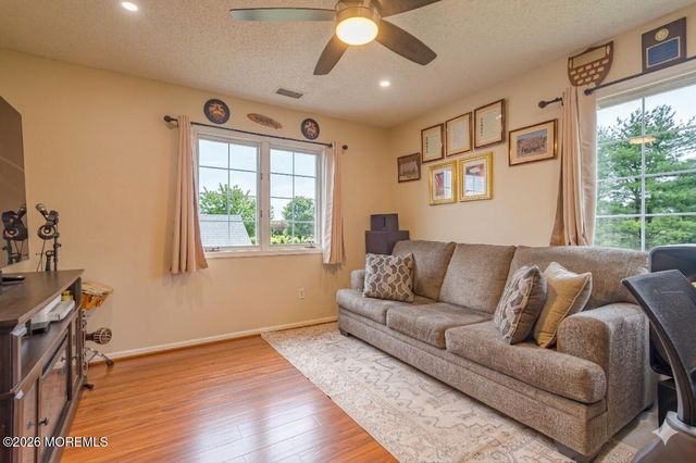 1F Chadwick Lane, Monroe, NJ 08831