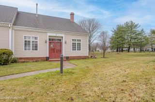 1F Chadwick Lane, Monroe, NJ 08831