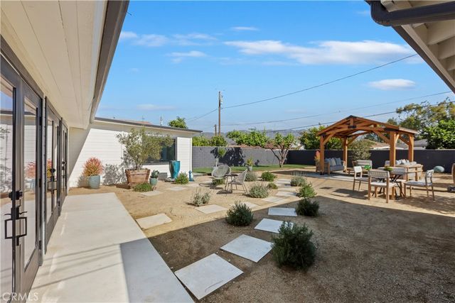 1506 N Niagara, Burbank, CA 91505