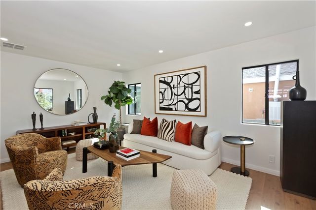 1506 N Niagara, Burbank, CA 91505