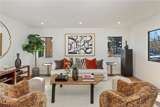 1506 N Niagara, Burbank, CA 91505