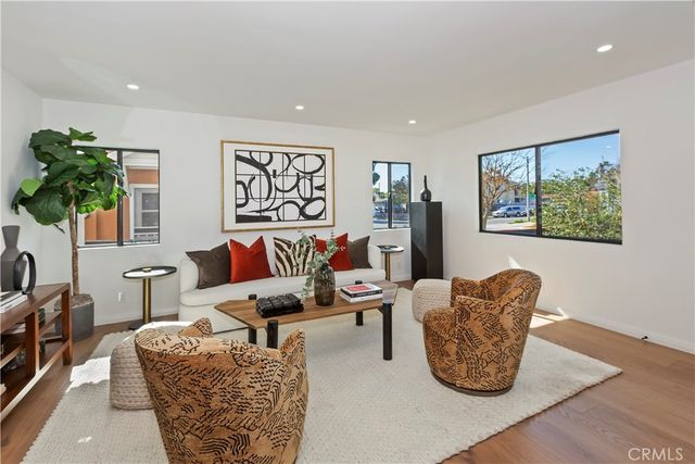 1506 N Niagara, Burbank, CA 91505