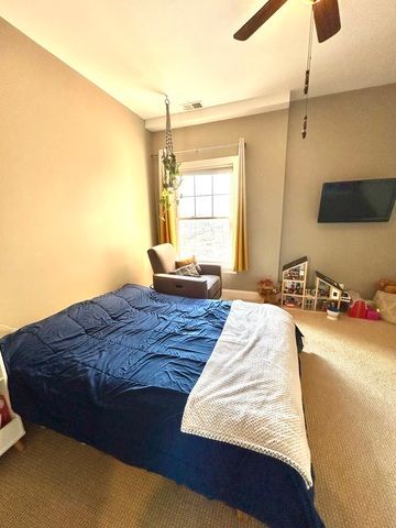 4953 Oakton Street 608, Skokie, IL 60077