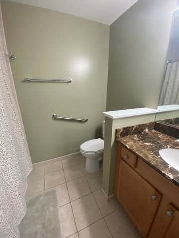 4953 Oakton Street 608, Skokie, IL 60077