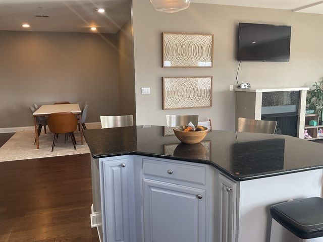 4953 Oakton Street 608, Skokie, IL 60077