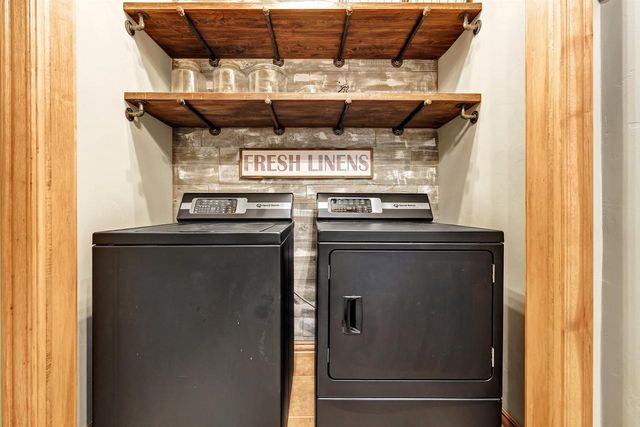 3801 SCOTCHMAN CIRCLE, Green Bay, WI 54311
