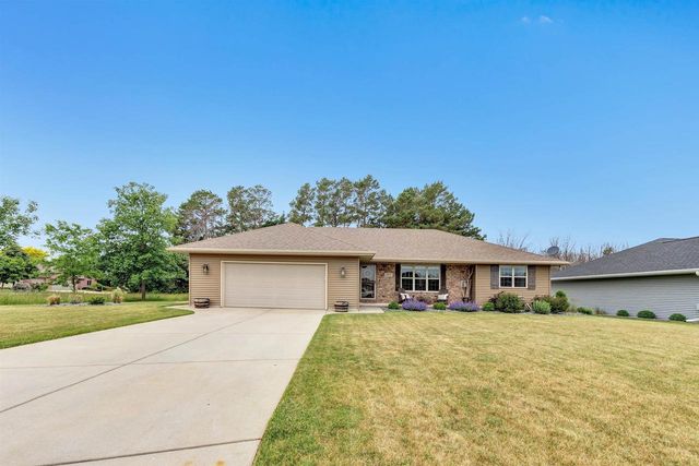 3801 SCOTCHMAN CIRCLE, Green Bay, WI 54311