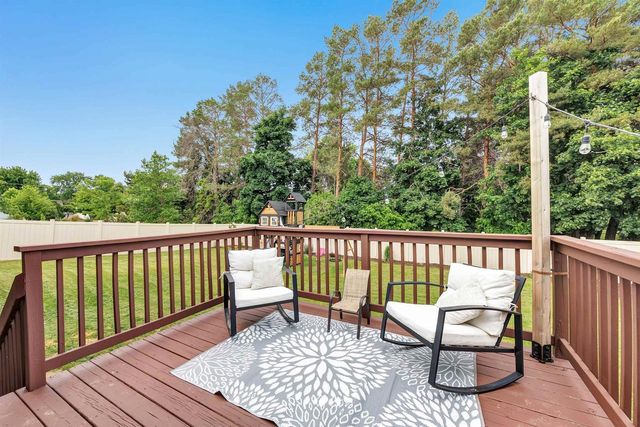 3801 SCOTCHMAN CIRCLE, Green Bay, WI 54311