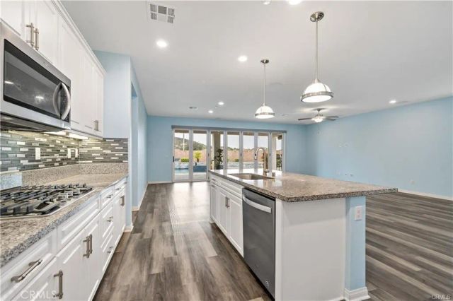 32847 Bachelor Peak Street, Winchester, CA 92596