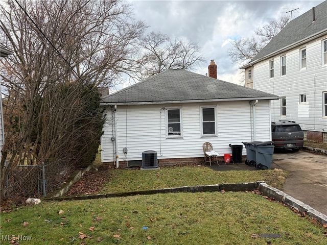 3895 E 151st Street, Cleveland, OH 44128