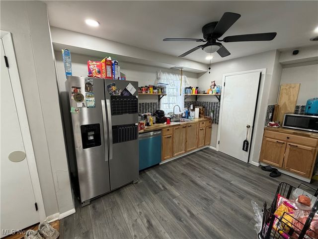 3895 E 151st Street, Cleveland, OH 44128