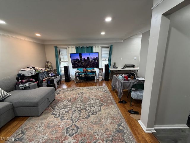 3895 E 151st Street, Cleveland, OH 44128